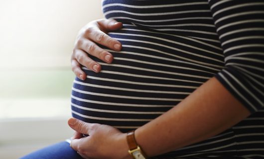 Como a dengue afeta as mulheres durante a gravidez